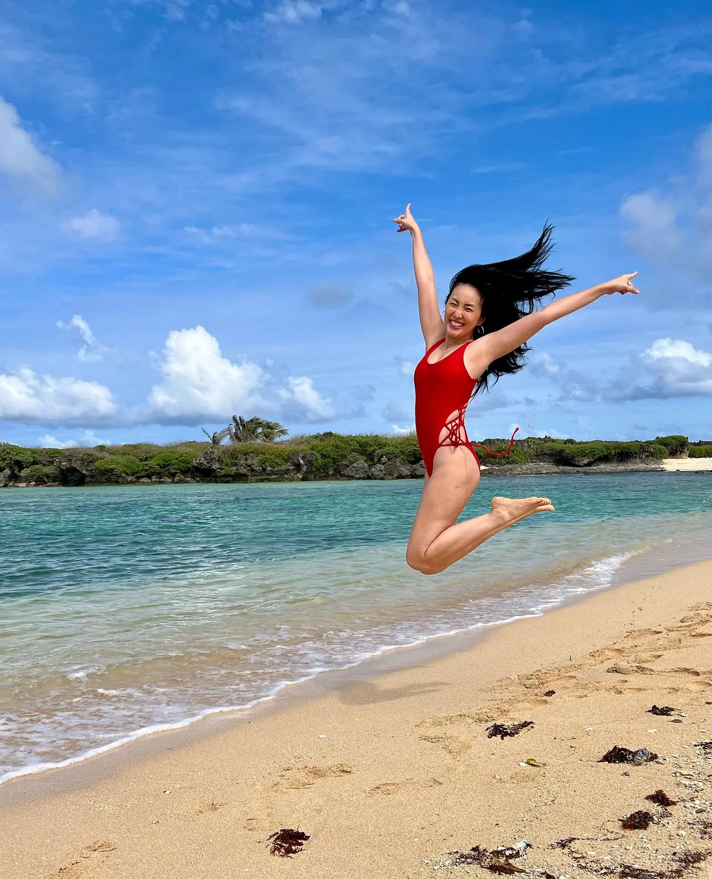 Janelle Tee - janelle-tee-4.webp